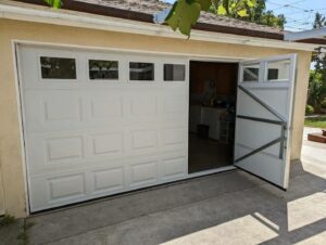 Garage-Door-Star-Garage-Door-Repair-And-Installation-CA-27-300x226